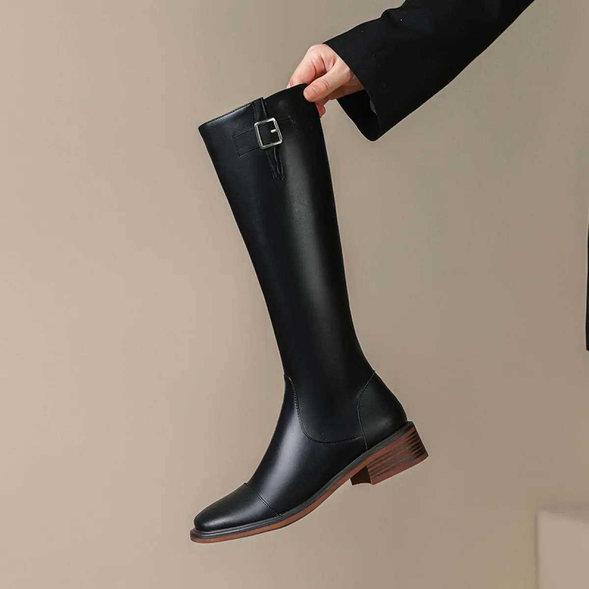 Autunno Inverno Donna Stivali alti al ginocchio Moda Fibbia Tacchi bassi Scarpe in vera pelle Donna Outdoor Casual Popolare Più