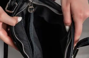 Borsa in pelle naturale, nera