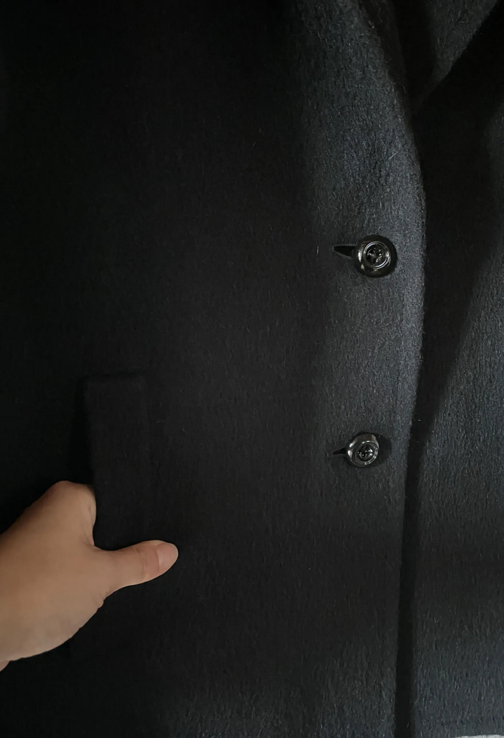Cappotto nero Agnona in alpaca vintage anni ’80