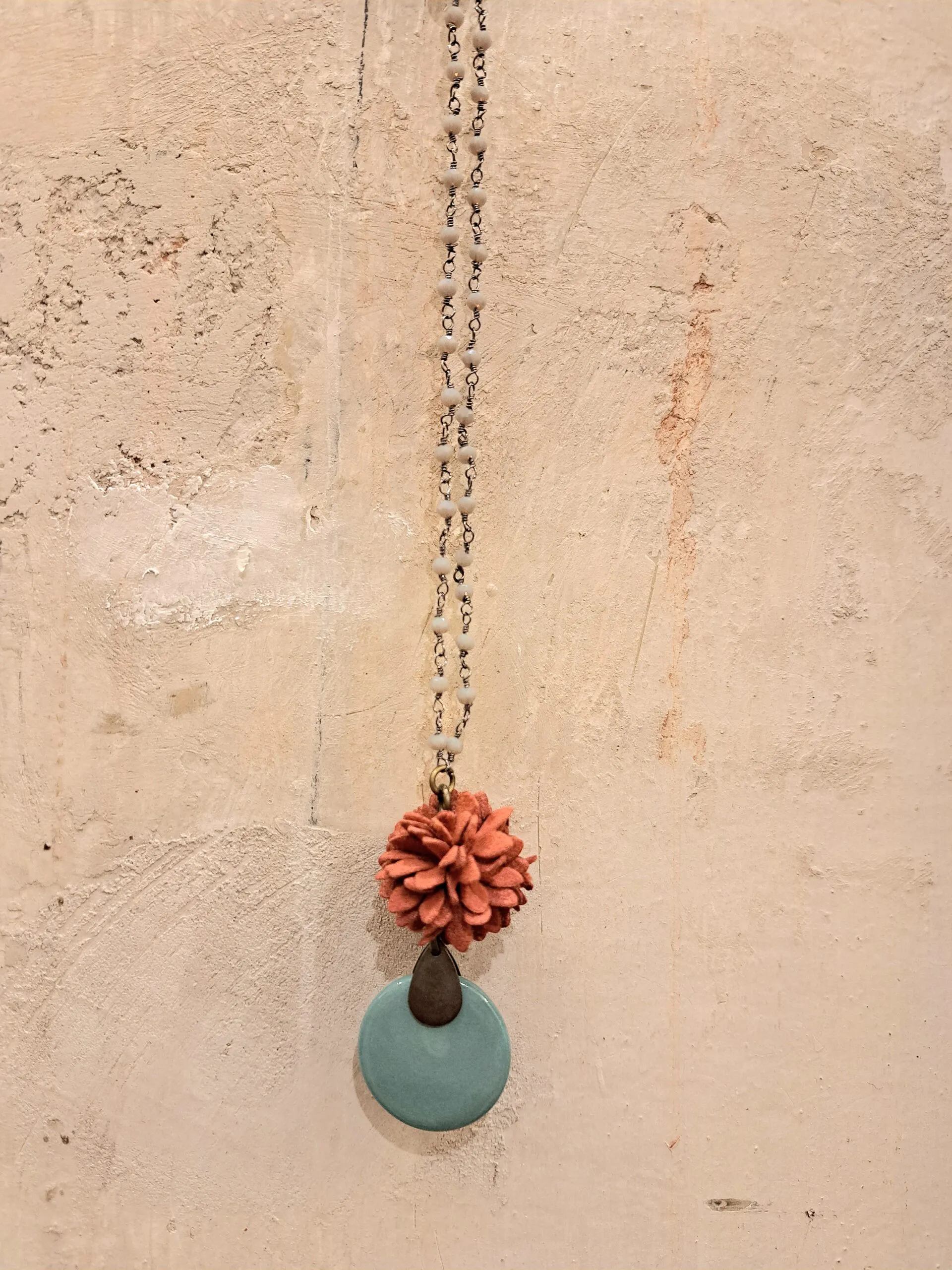 Collana Lunga Lilibet  Pompelmo Rosa