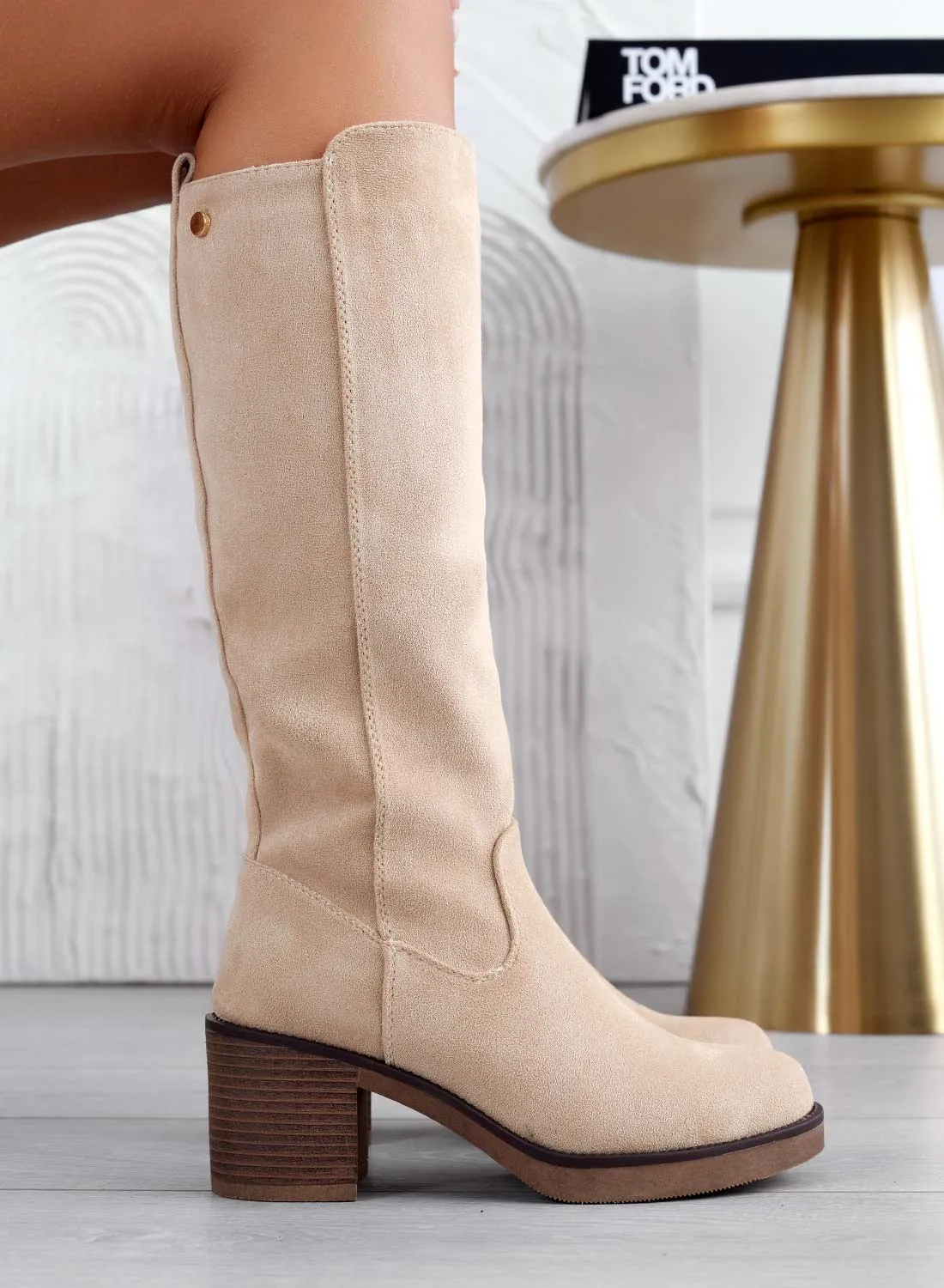 VALERIA - Stivali beige Alexoo con tacco comodo