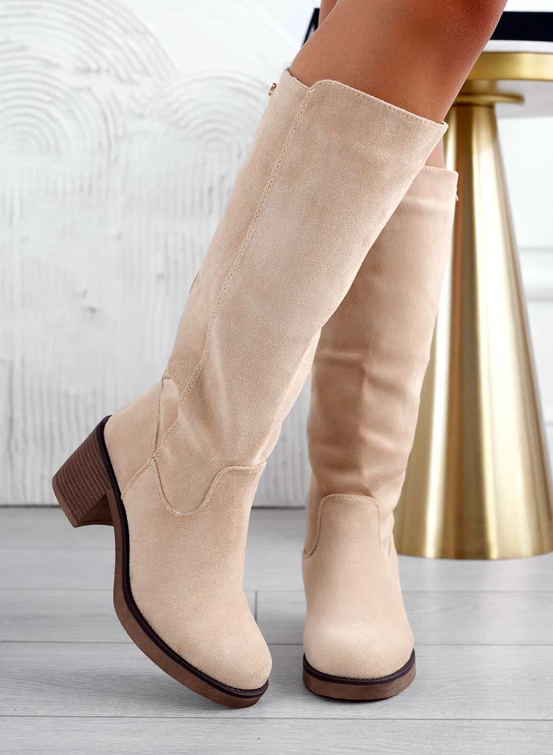 VALERIA - Stivali beige Alexoo con tacco comodo