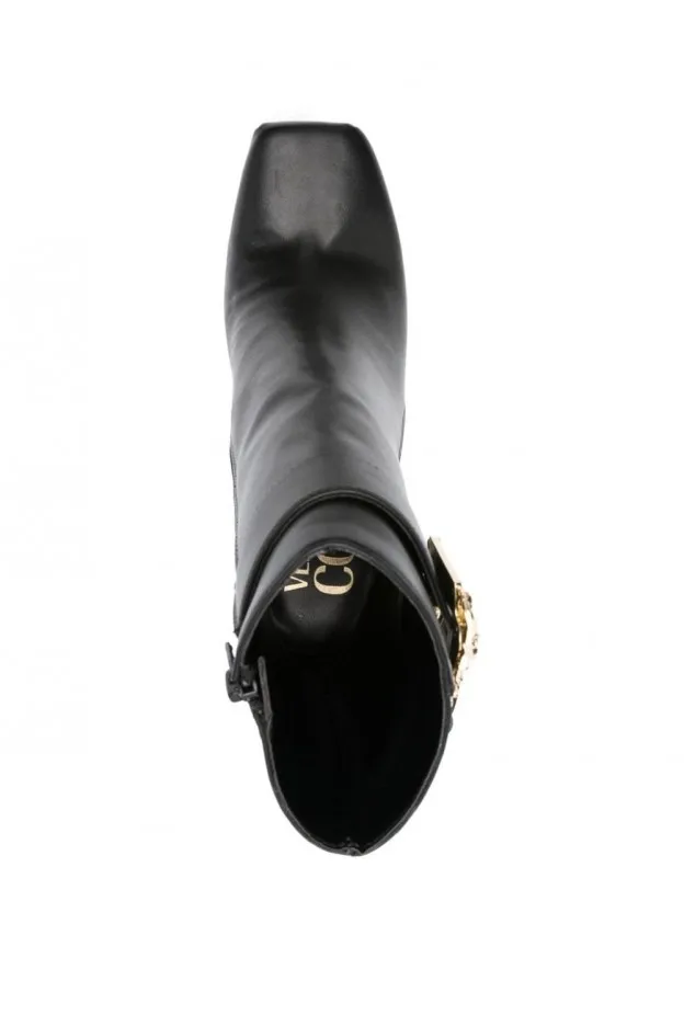 Versace Jeans Couture Stivali con fibbia barocca 140mm